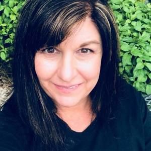 Meet your Posher, Peggy